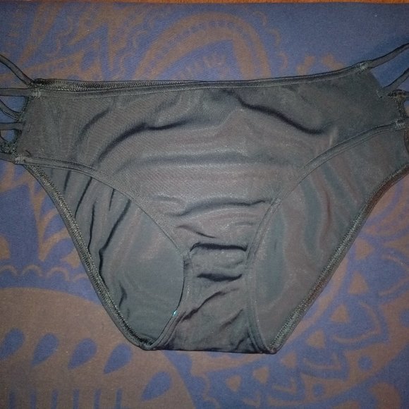 ASOS Multi Strap Lattice Side Black Bikini Bottom in Size 12 - Picture 3 of 6